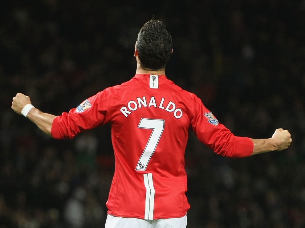 Ronaldo duoc MU trao ao so 7 1