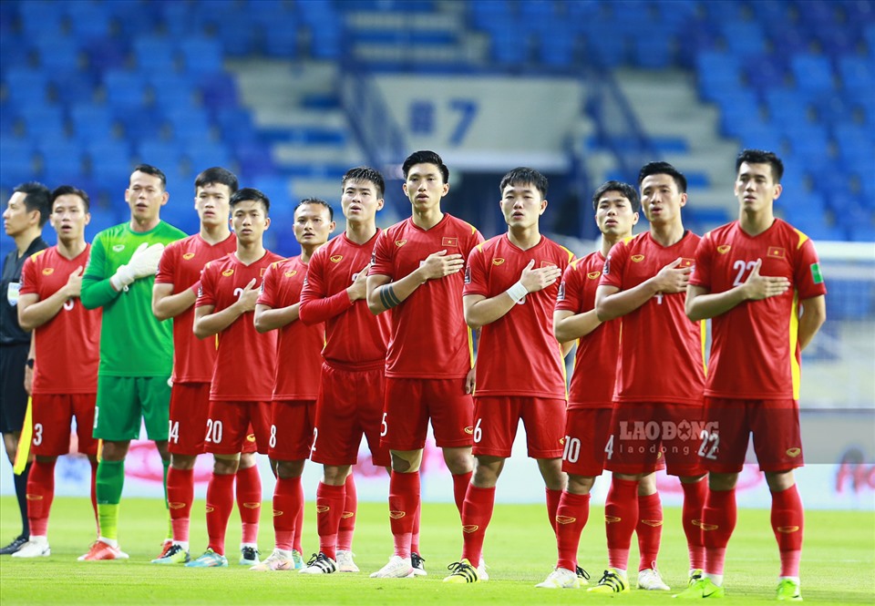 hlv-park-hang-seo-doi-nhan-su-truoc-tran-gap-oman 1
